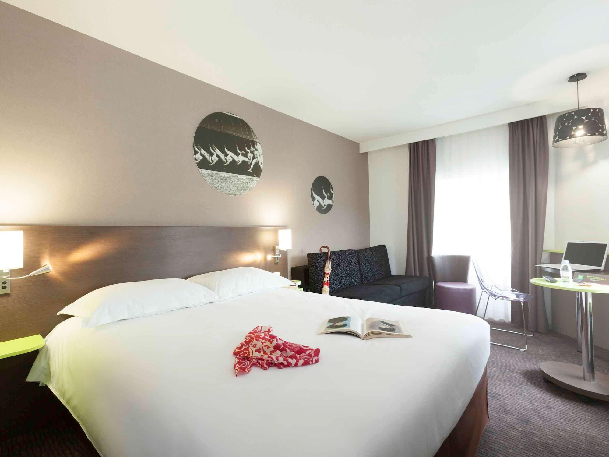 Ibis Styles Beaune Centre Bagian luar foto